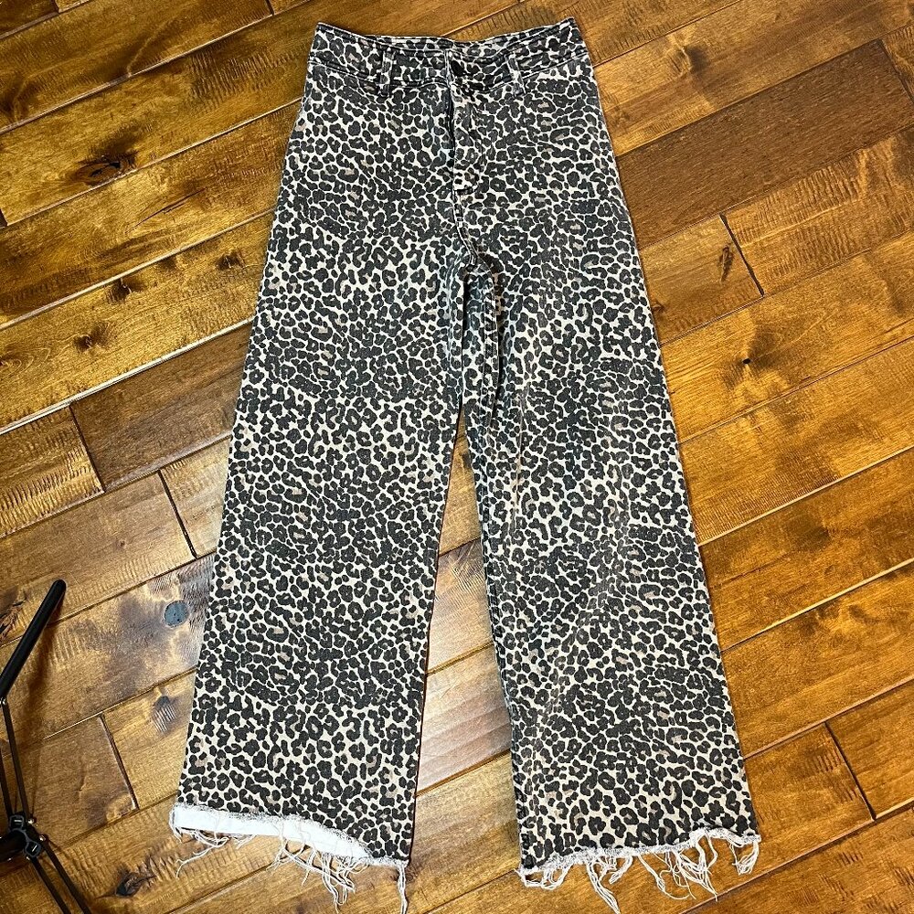 Fab'rik Leopard High Rise Wide Leg Jeans Size Medium 26 Distressed Raw Hem Boho